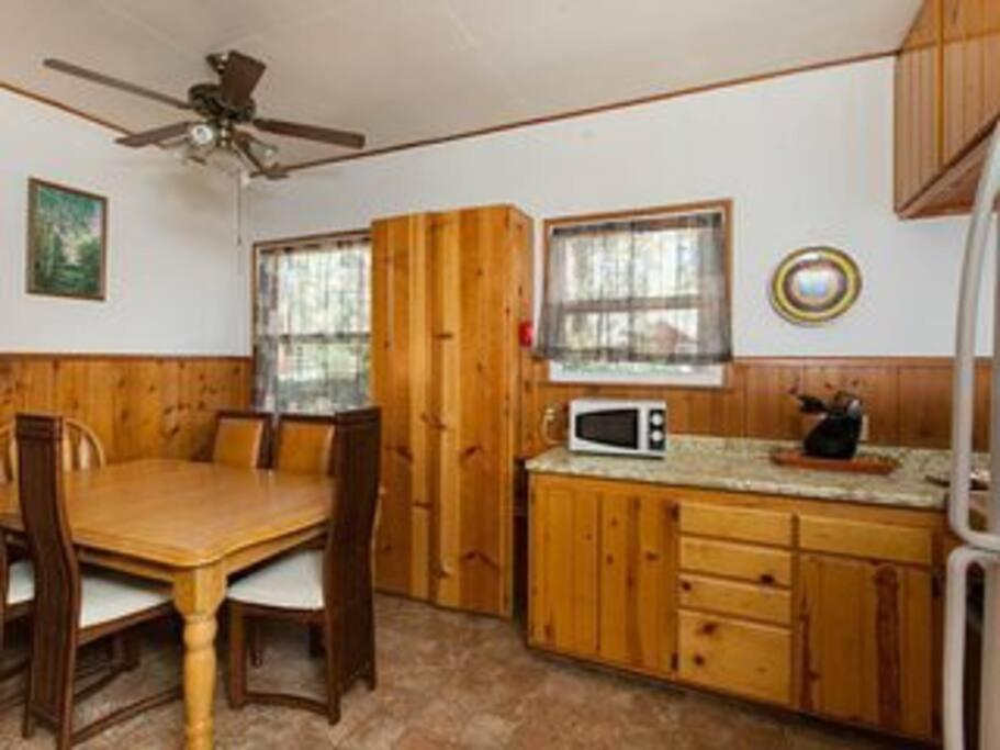 Green Cabin In Big Bear Lake 3 Bdr Pets Friendly Big Bear City Kültér fotó